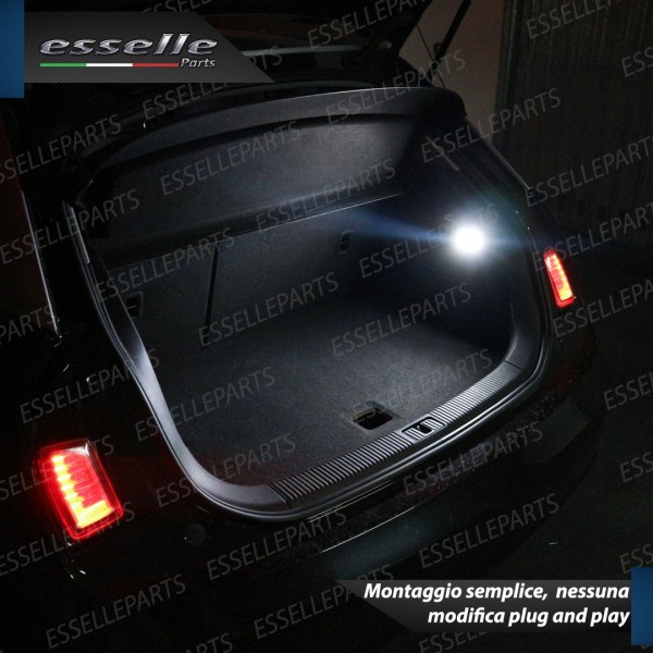 Placchetta Vano Bagagli LED Per Audi A4 B8 Allroad