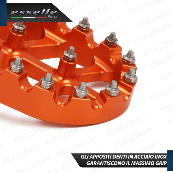 Coppia Di Pedane Poggiapiedi Maggiorate ARANCIONE in Ergal con Denti INOX per moto