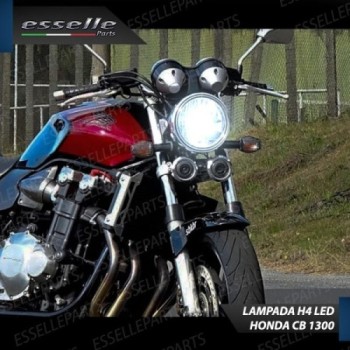 Kit Full LED Lampada H4 9000 LUMEN Anabbagliante Abbagliante Honda CB 1300 2007-2012 Kit Full LED Lampada H4 9000 LUMEN Anabbagliante Abbagliante Honda CB 1300 2007-2012