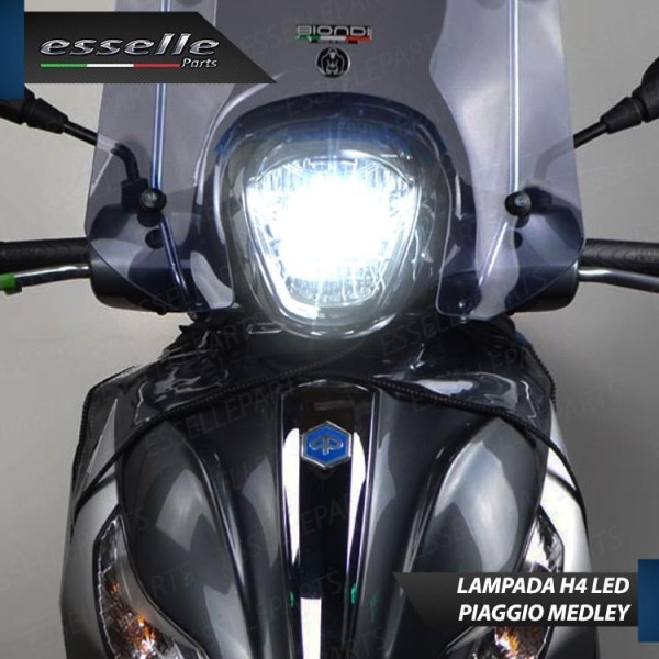 Kit Full LED Lampada H4 9000 Lumen per PIAGGIO Medley 125 2016-2019 ABS