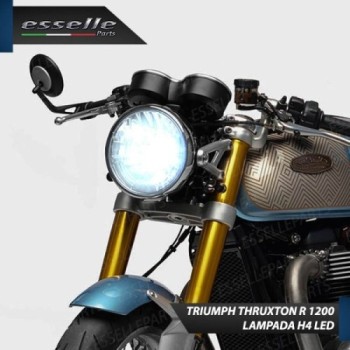 Kit Full LED Lampada H4 9000 Lumen Anabbaglianti Abbaglianti per Triumph Thruxton 1200 2016