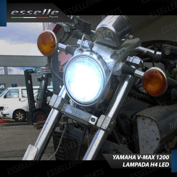 Kit Full LED Lampada H4 9000 Lumen Anabbaglianti Abbaglianti per YAMAHA V-Max 1200 1995-2004