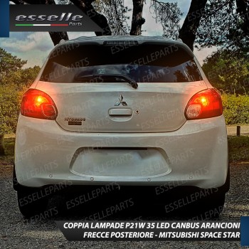 Frecce Posteriori P21W 35 LED Canbus Mitsubishi Space Star 2 con fari posteriori Alogeni Frecce Posteriori P21W 35 LED Canbus Mitsubishi Space Star 2 con fari posteriori Alogeni