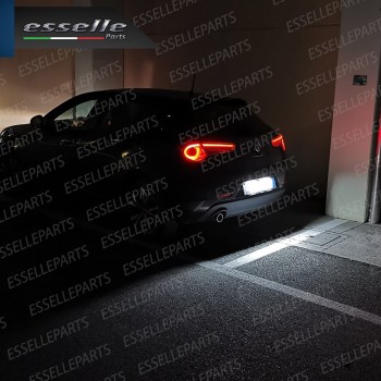 Coppia Placchette Targa LED Complete Da 18 LED Canbus 6000K Bianco Alfa Romeo Giulietta