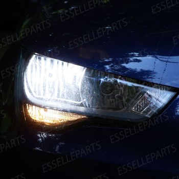 Kit Xenon H7 Anabbaglianti AC 6000K bianco ghiaccio Audi A1 8X Fino al 2014 Kit Xenon H7 Anabbaglianti AC 6000K bianco ghiaccio Audi A1 8X Fino al 2014