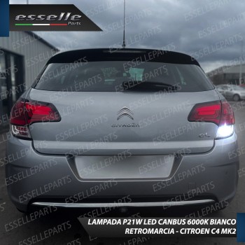 Lampada LED Retromarcia Da 15 LED Canbus 6000K con lente frontale Citroen C4 MK2