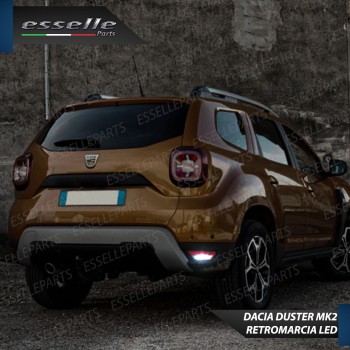 Lampada LED Retromarcia Da 15 LED 6000K con lente Dacia Duster MK2 Pre-Restyling