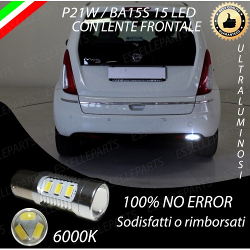 Lampada LED Retromarcia Da 15 LED Canbus 6000K con lente Lancia Musa Dal 2008 al 2010