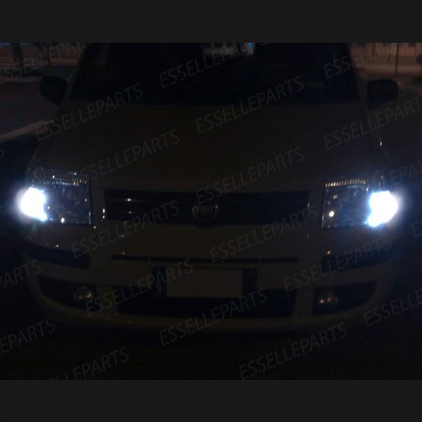 Coppia luci di posizione T10 W5W 5 LED canbus 6000K Bianco Fiat Panda MK2 169