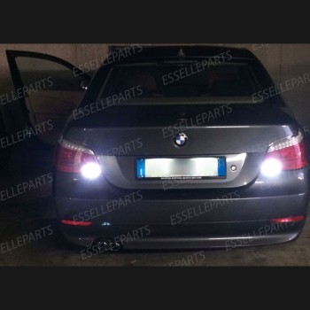 Coppia lampade 13 LED Retromarcia T15 con lente 6000K Bmw Serie 5 E60 E61 Dal 04/2007