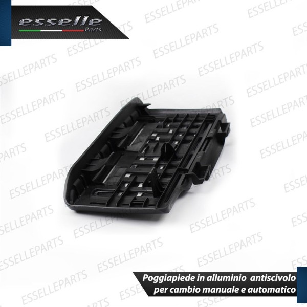 Poggiapiedi laterale in alluminio specifico per Seat Octavia 3 5E Restyling