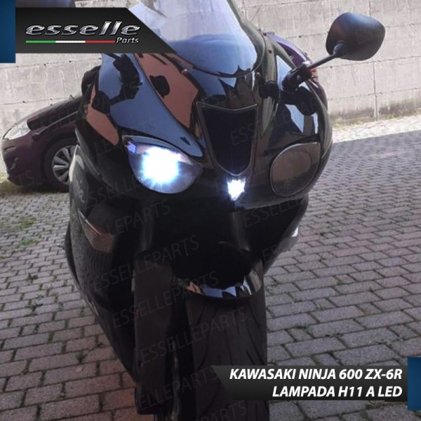 Lampada Singola H11 LED 3000 Lumen per Anabbagliante KAWASAKI Ninja 600 ZX-6R 2007-2008