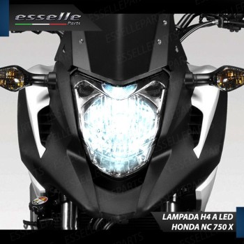 Lampada H4 LED 4000 Lumen per HONDA NC 750 X 2014-2016 Travel Edition ABS Lampada H4 LED 4000 Lumen per HONDA NC 750 X 2014-2016 Travel Edition ABS