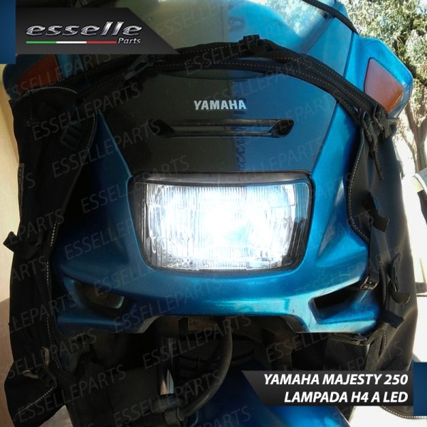 Lampada H4 LED 4000 Lumen per Yamaha Majesty 250 1995-1999