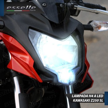 Lampada H4 LED 4000 Lumen per Kawasaki Z 250 SL 2015-2016