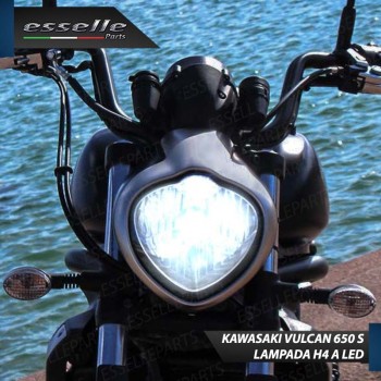 Lampada Singola H4 LED 4000 Lumen per KAWASAKI Vulcan S 650 2021