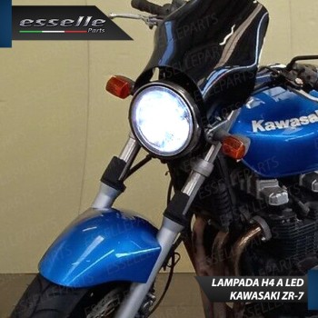 Lampada Singola H4 LED 4000 Lumen per KAWASAKI ZR-7 2001-2004