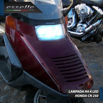 Lampada Singola H4 LED 4000 Lumen per HONDA CN 250 1991-2001 Lampada Singola H4 LED 4000 Lumen per HONDA CN 250 1991-2001