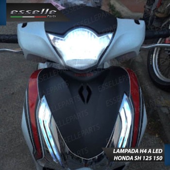 Lampada Singola H4 LED 4000 Lumen per HONDA SH 125 2013-2016 Mode Lampada Singola H4 LED 4000 Lumen per HONDA SH 125 2013-2016 Mode