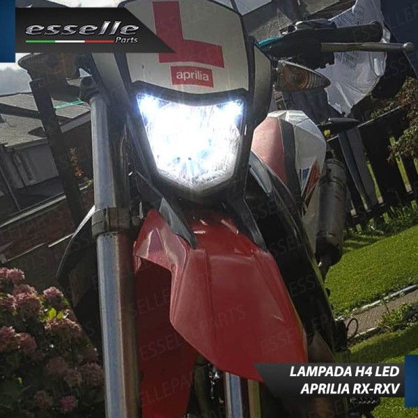 Lampada Singola LED H4 4000 Lumen per APRILIA RXV 550 2007-2008