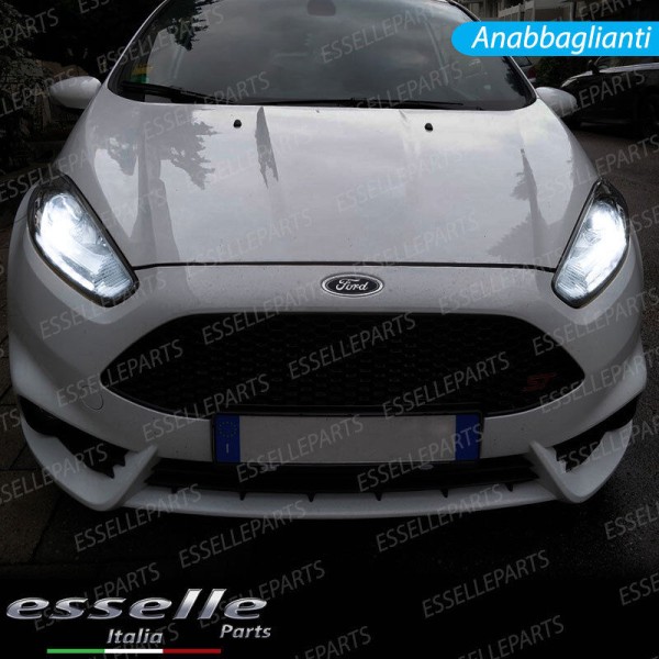 Conversione Fari Full LED 6000K bianco FORD FIESTA MK6 con faro lenticolare