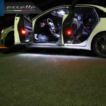 Kit LED interni Completo + Placchette Targa Audi A4 B6 Berlina senza pacchetto luci