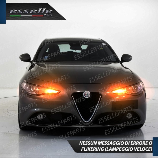 Coppia Frecce Anteriori PY24W 66 LED Canbus 3.0 per ALFA ROMEO GIULIA