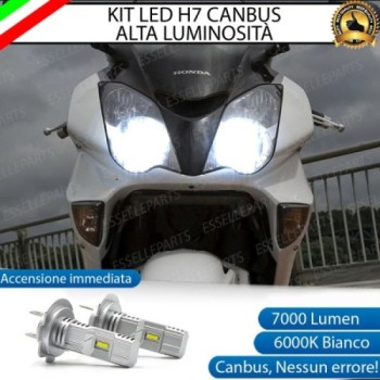 Kit Full LED Lampade H7 7000 Lumen Anabbaglianti Honda VFR 800 2006-2013 Kit Full LED Lampade H7 7000 Lumen Anabbaglianti Honda VFR 800 2006-2013