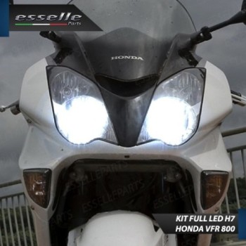 Kit Full LED Lampade H7 7000 Lumen Anabbaglianti Honda VFR 800 2006-2013 Kit Full LED Lampade H7 7000 Lumen Anabbaglianti Honda VFR 800 2006-2013