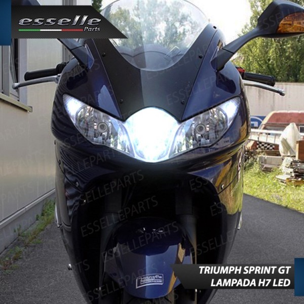 Conversione Fari Full LED triumph SPRINT 1050
