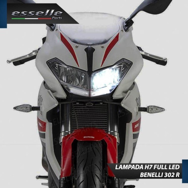 Kit Full LED H7 Abbagliante Per Benelli BN 302 R 3000 Lumen Ultra Compatta 6000K