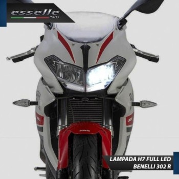 Kit Full LED H7 Abbagliante Per Benelli BN 302 R 3000 Lumen Ultra Compatta 6000K