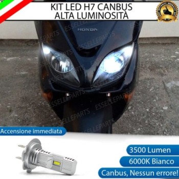 Kit Full LED Lampada H7 3500 Lumen Anabbagliante Honda Forza 250 2005-2007 X Kit Full LED Lampada H7 3500 Lumen Anabbagliante Honda Forza 250 2005-2007 X