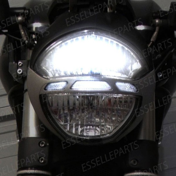 Conversione Fari Full LED Ducati Monster 696 6000K Bianco