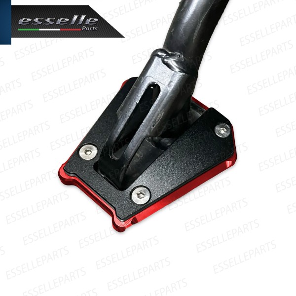 PIASTRA DI ESTENSIONE CAVALLETTO LATERALE IN METALLO ROSSO PER BENELLI TRK 502