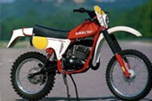GXR 125 (1982)