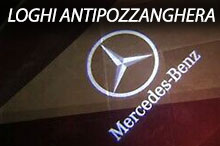 Loghi Antipozzanghera LED per Mercedes